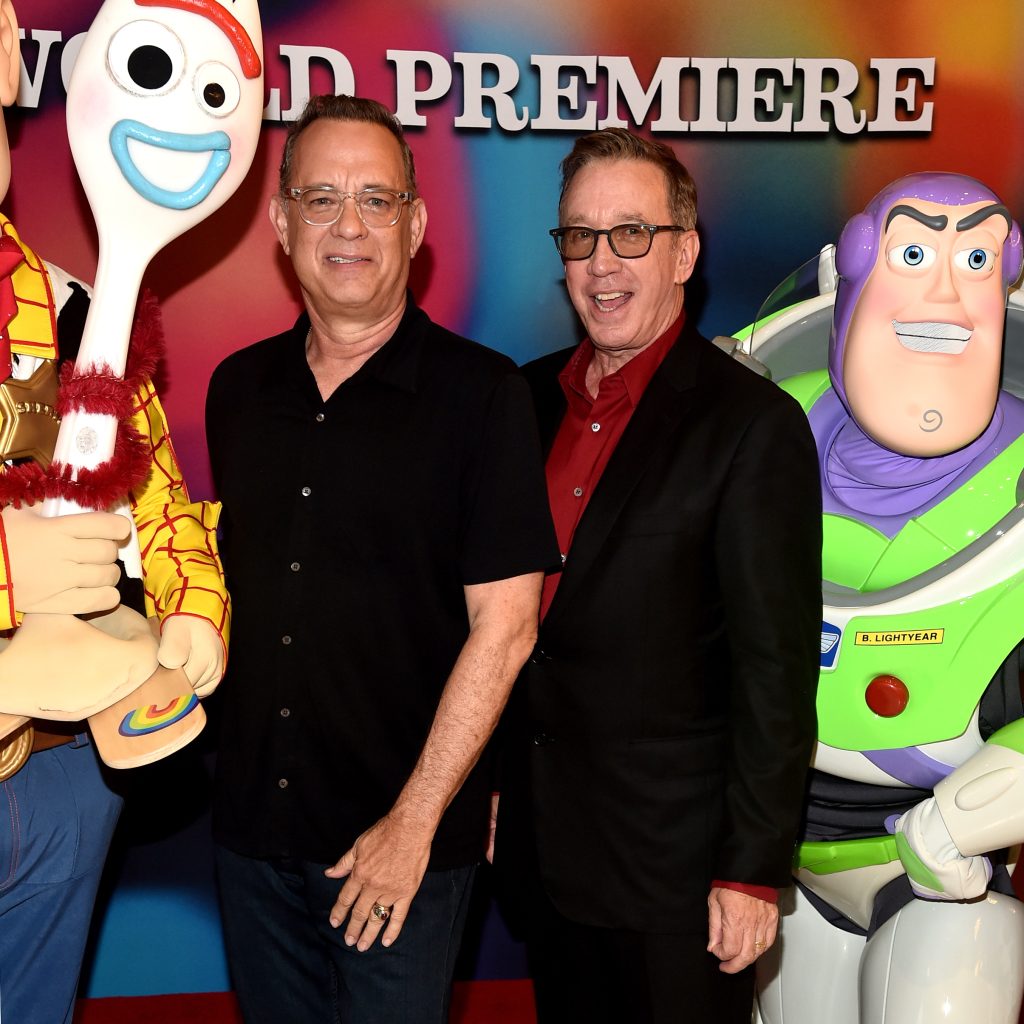 Tom Hanks y Tim Allen asisten al estreno mundial de Toy Story 4 de Disney y Pixar, en el Teatro El Capitán en Hollywood, California, el martes 11 de junio de 2019. Imagen: Getty Images.
